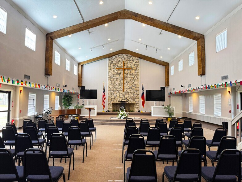 7400 Eldridge Pky, Houston, TX à vendre - Photo de l’immeuble – Image 2 sur 19