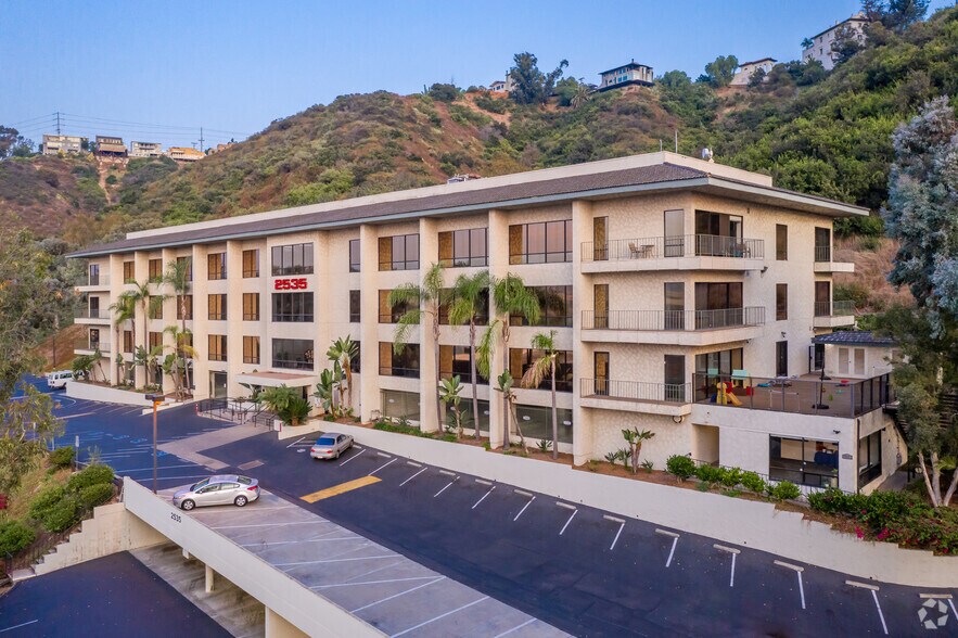 2535 Camino Del Rio S, San Diego, CA à louer - Photo principale – Image 1 sur 25