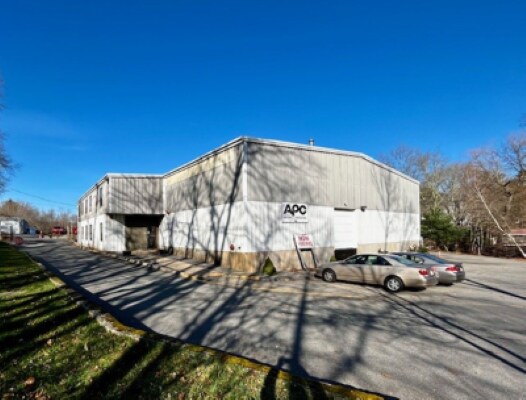 120 High St, Bridgewater, MA à louer - Photo de l’immeuble – Image 1 sur 2