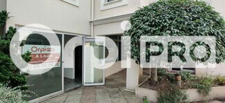 Plus de détails pour Local d'activités à louer