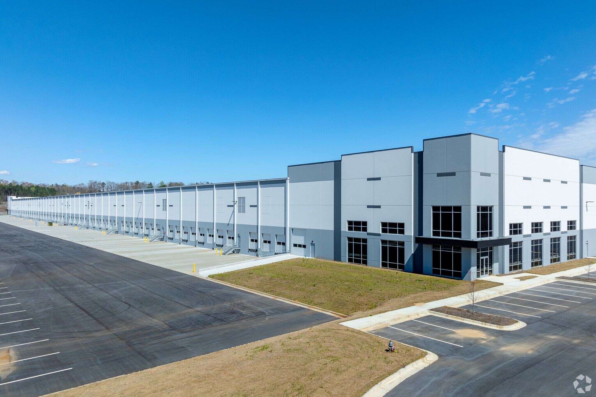 3945 Fairburn Rd, Douglasville, GA à louer Photo principale– Image 1 sur 7