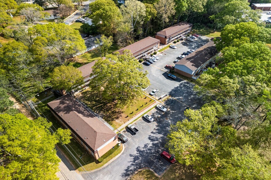 210 Matthews Ave, Carrollton, GA à vendre - Photo de l’immeuble – Image 3 sur 35
