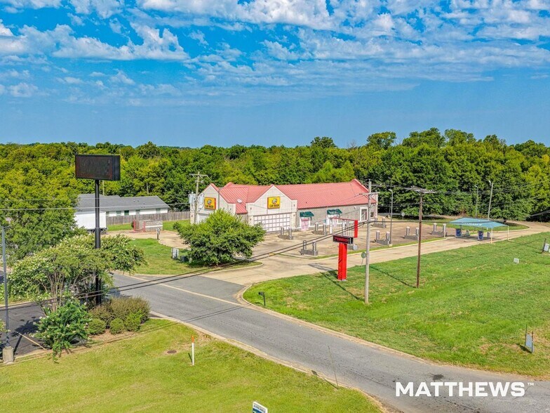 2910 Kitty Ln, Shreveport, LA à vendre - Photo de l’immeuble – Image 2 sur 3