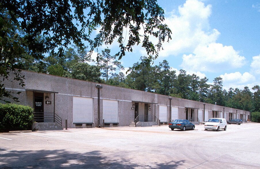 9391 Grogans Mill Rd, The Woodlands, TX à louer - Photo de l’immeuble – Image 2 sur 6