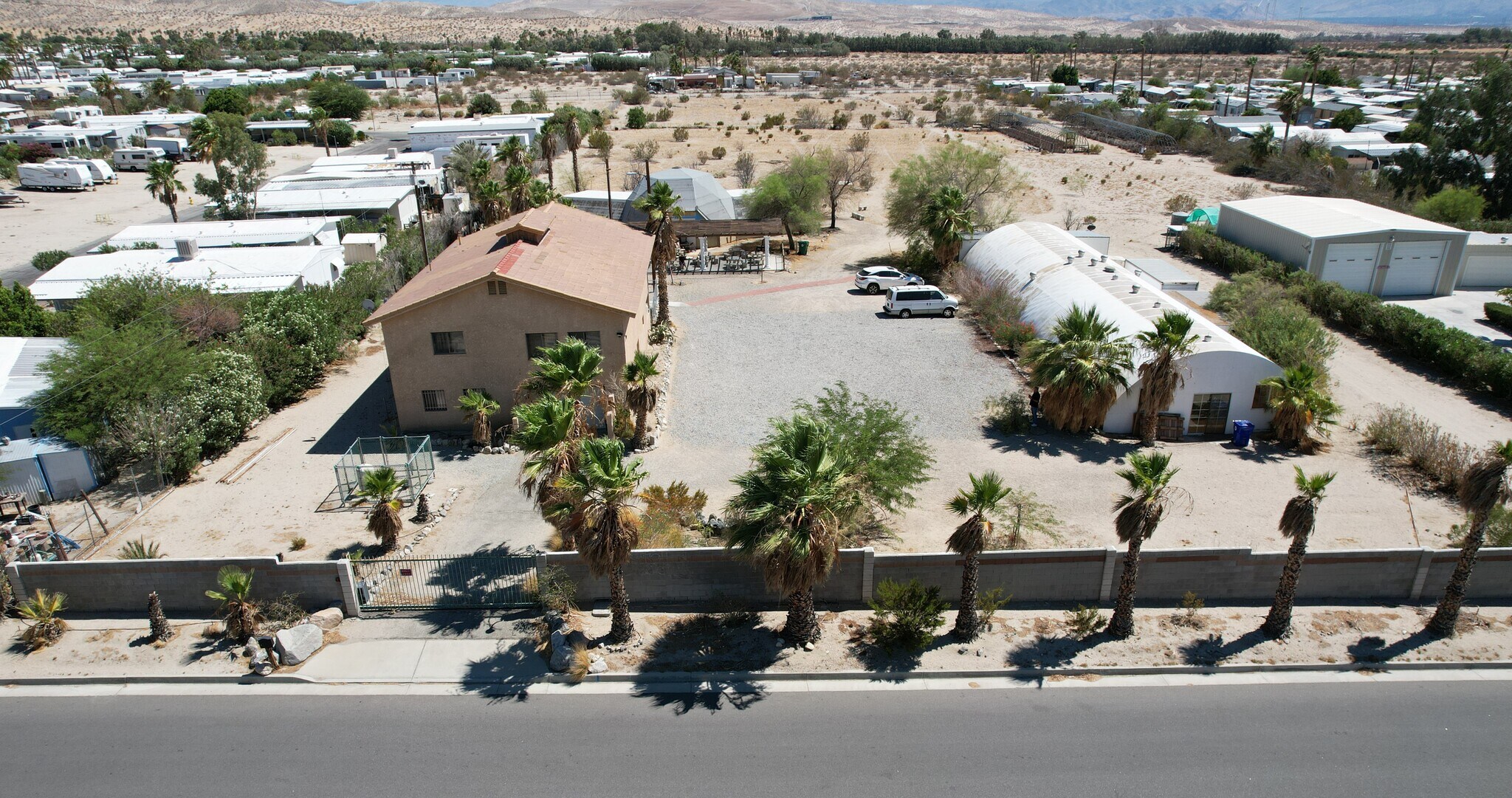 70265 Aurora Rd, Desert Hot Springs, CA à vendre Photo principale– Image 1 sur 20