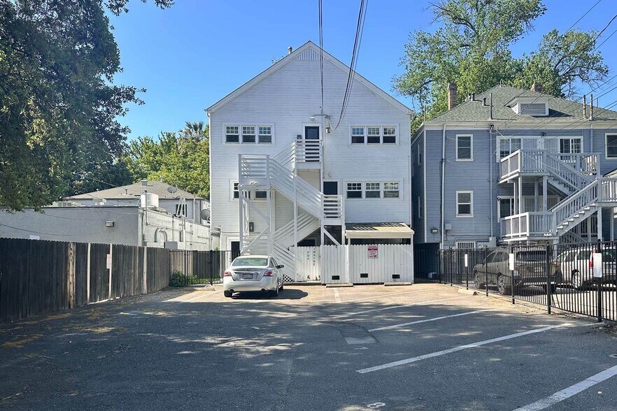 1825 Capitol Ave, Sacramento, CA à vendre - Photo de l’immeuble – Image 3 sur 7
