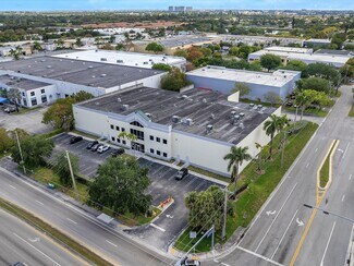 Plus de détails pour 2701 NW 107th Ave, Miami, FL - Industriel/Logistique à louer