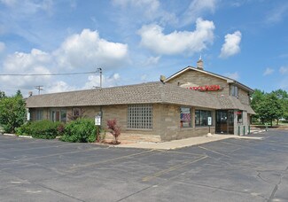 Plus de détails pour 16680 W Bluemound Rd, Brookfield, WI - Local commercial à vendre