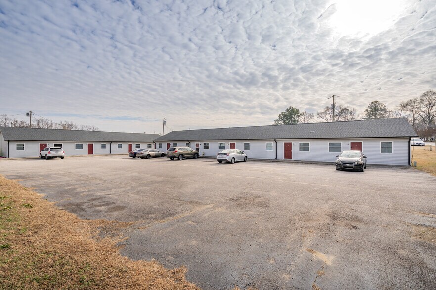 221 W Virginia St, Rocky Mount, NC à vendre - Photo de l’immeuble – Image 3 sur 11