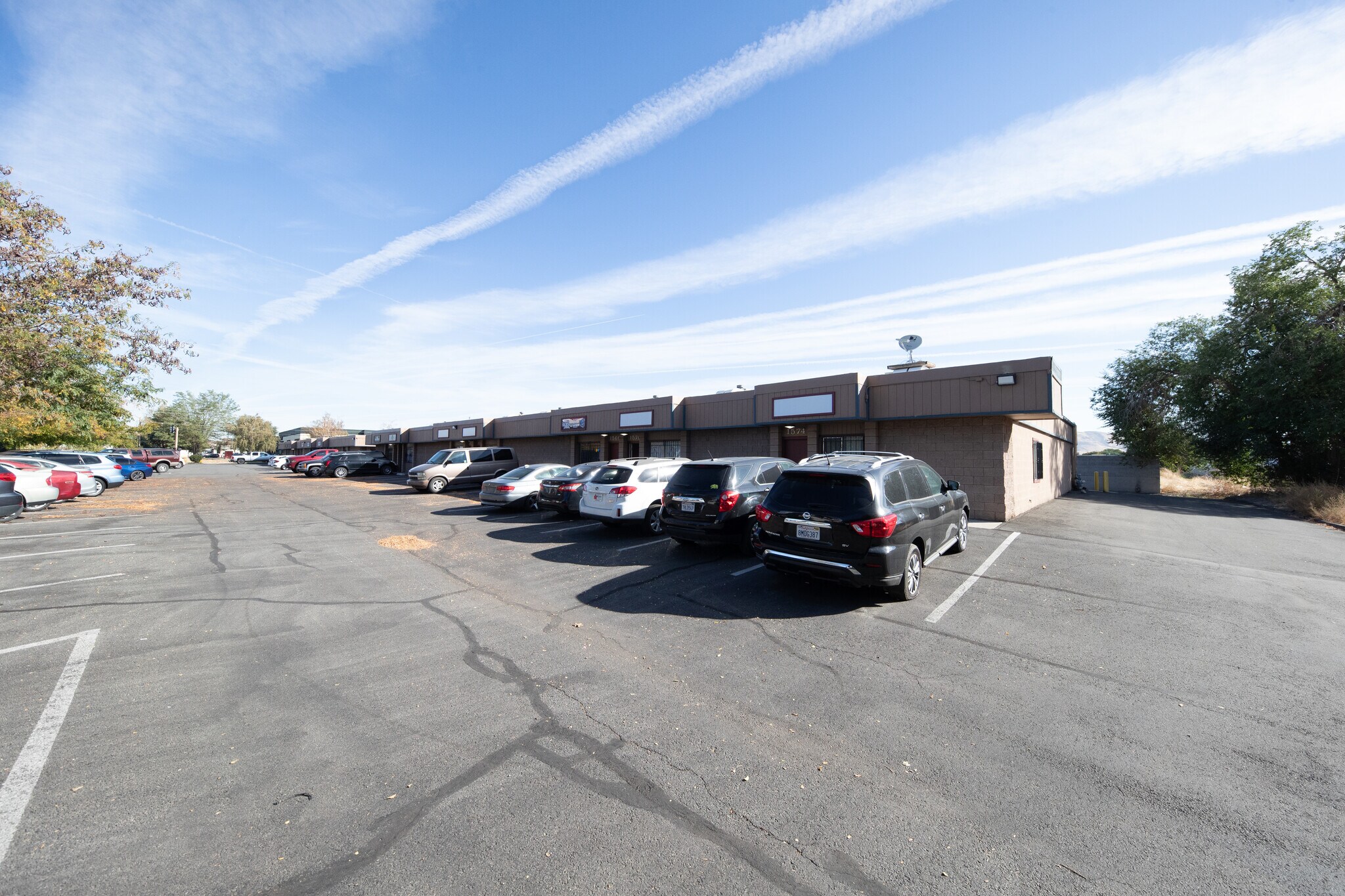 1550-1574 Linda Way, Sparks, NV à louer Photo de l’immeuble– Image 1 sur 4