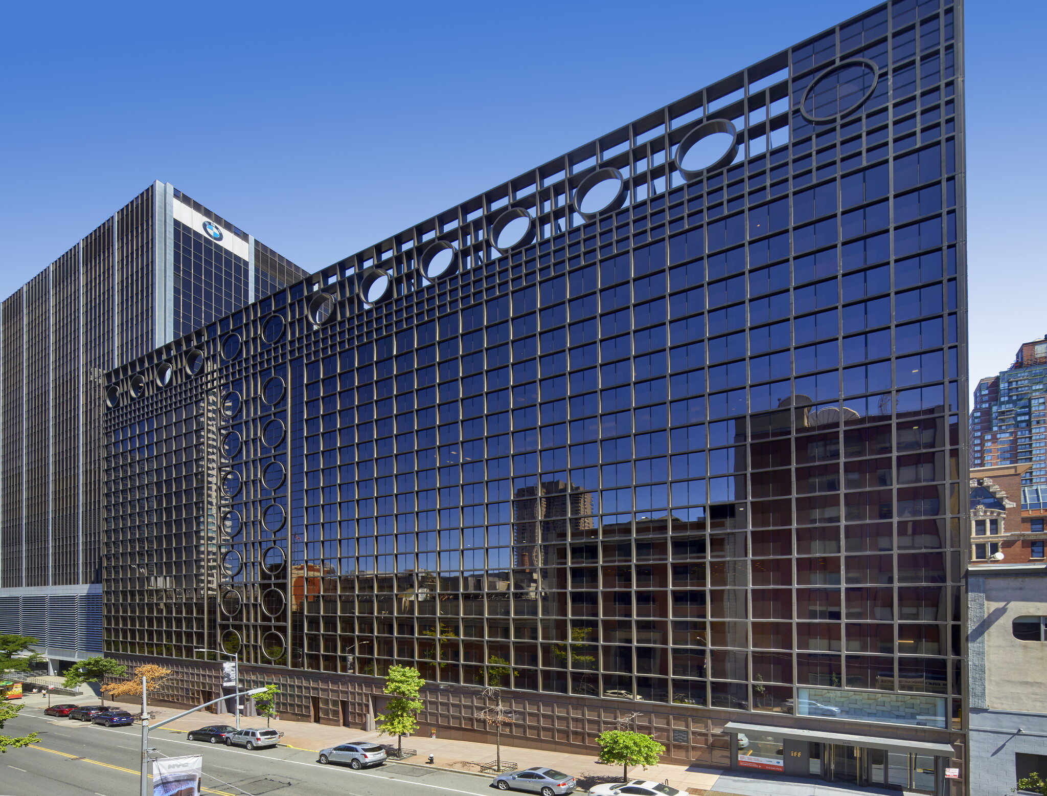 521 W 57th St, New York, NY à louer Photo principale– Image 1 sur 9