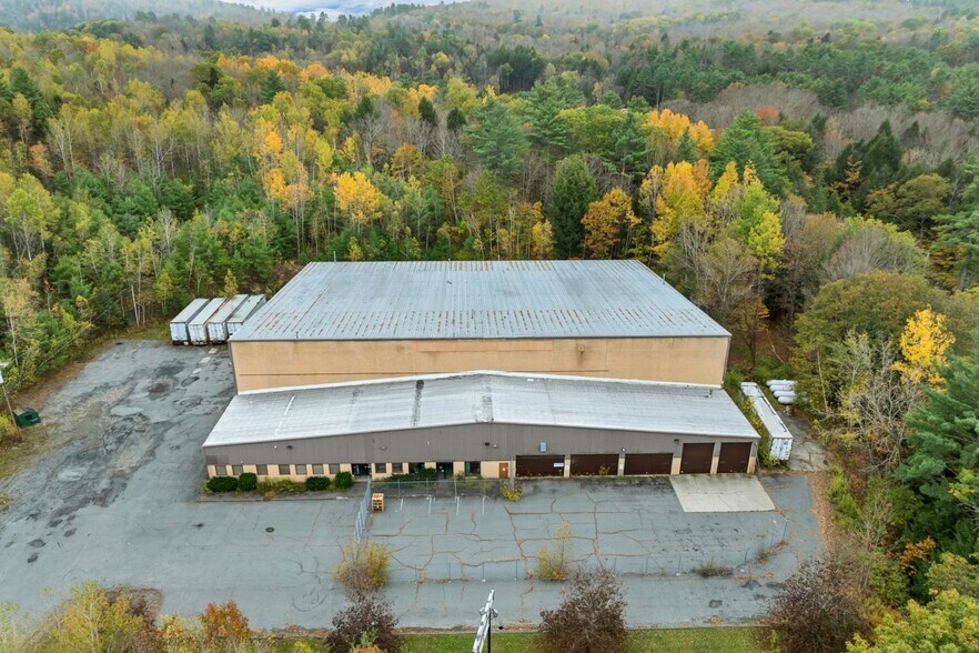 326 Dartmouth College Hwy, Lebanon, NH à vendre - Photo de l’immeuble – Image 3 sur 15