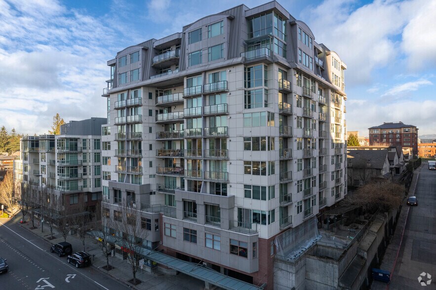 1100-1160 106th Ave NE, Bellevue, WA à vendre - Photo de l’immeuble – Image 2 sur 4