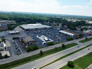 Plus de détails pour 3305-3365 W College Ave, Appleton, WI - Local commercial, Industriel/Logistique à louer