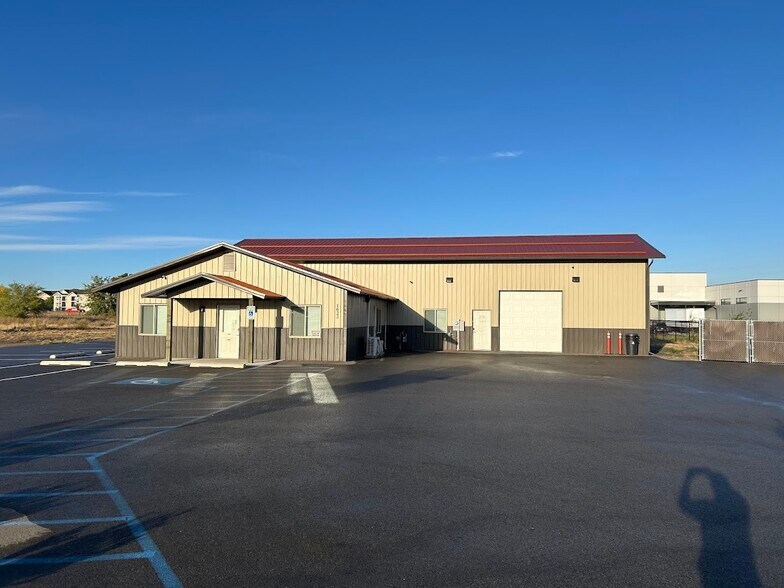 1622 S Williams Ln, Spokane, WA à louer - Photo de l’immeuble – Image 3 sur 12