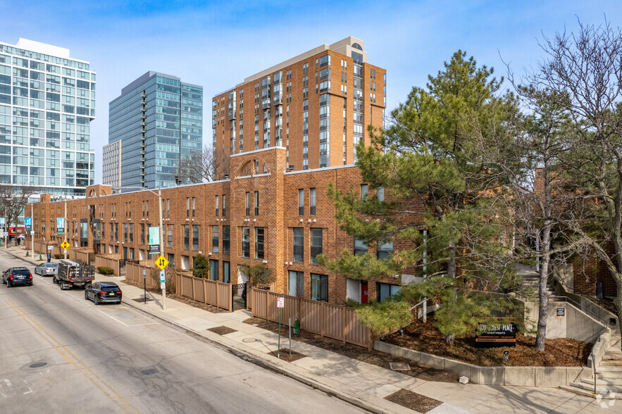 100 Forest Pl, Oak Park, IL à louer - Photo de l’immeuble – Image 2 sur 4