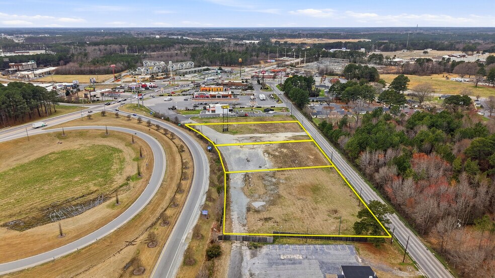 433 US Hwy 70 E, Selma, NC à vendre - Photo principale – Image 1 sur 10