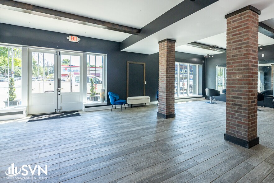 800 Euclid Ave, Lexington, KY à louer - Photo de l’immeuble – Image 2 sur 11