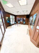 24860 S Tamiami Trl, Bonita Springs, FL à louer Photo intérieure– Image 2 sur 8
