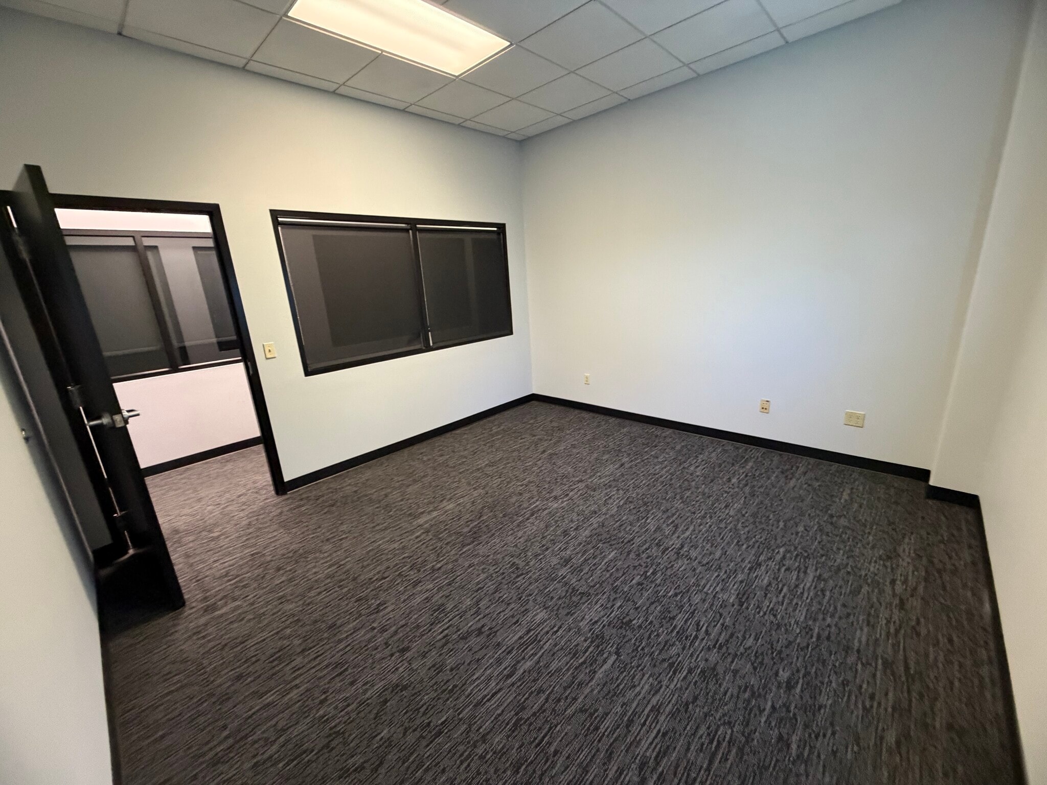 4670 Polaris Ave, Las Vegas, NV à louer Photo intérieure– Image 1 sur 2