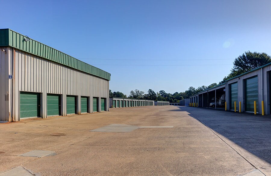 1407 S Kings Hwy, Texarkana, TX à louer - Photo de l’immeuble – Image 3 sur 6