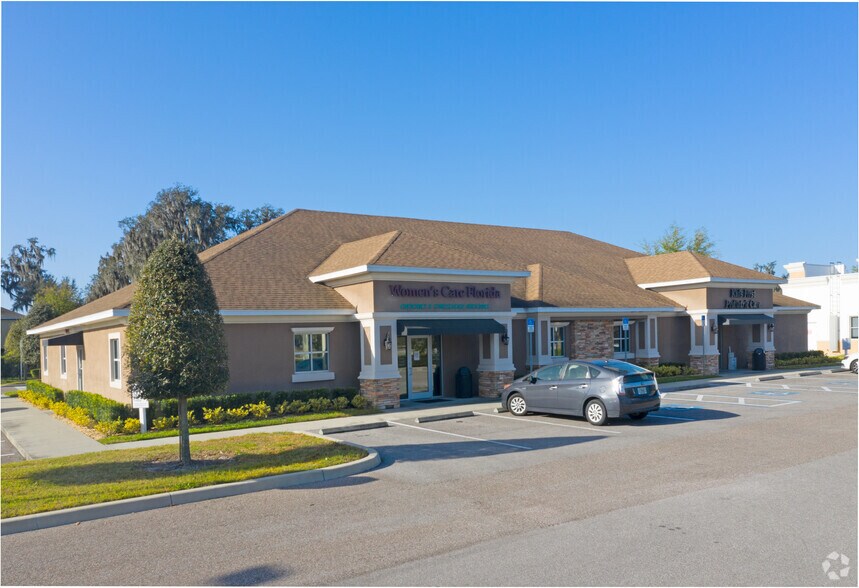 16301 Fishhawk Blvd, Lithia, FL à louer - Photo de l’immeuble – Image 3 sur 12