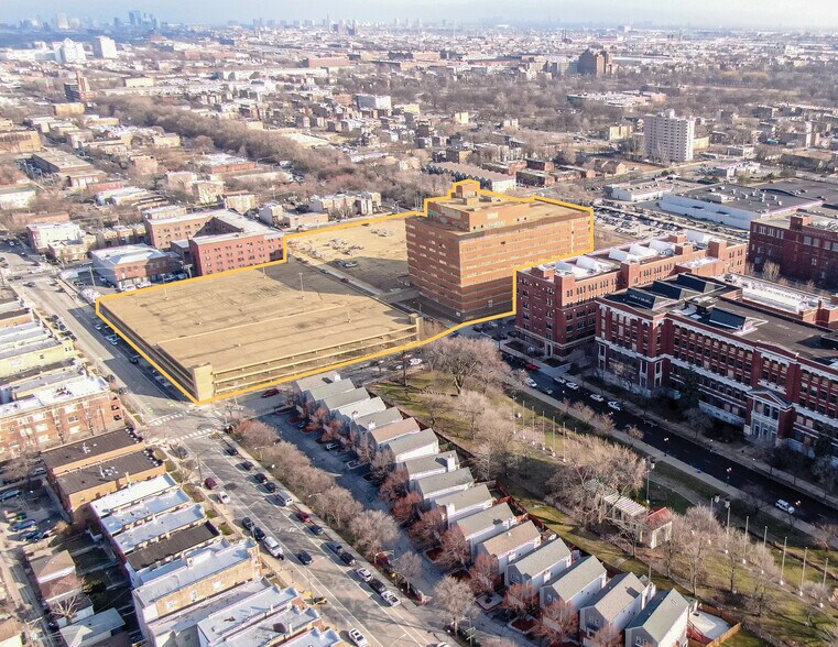 3245 W Arthington St, Chicago, IL à vendre - Photo de l’immeuble – Image 2 sur 9