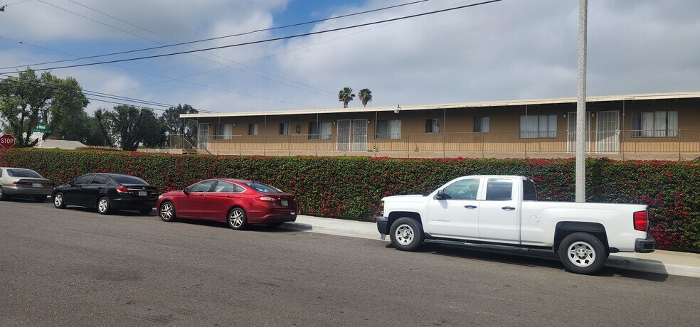 1935 W Linden St, Riverside, CA à vendre - Photo de l’immeuble – Image 3 sur 32