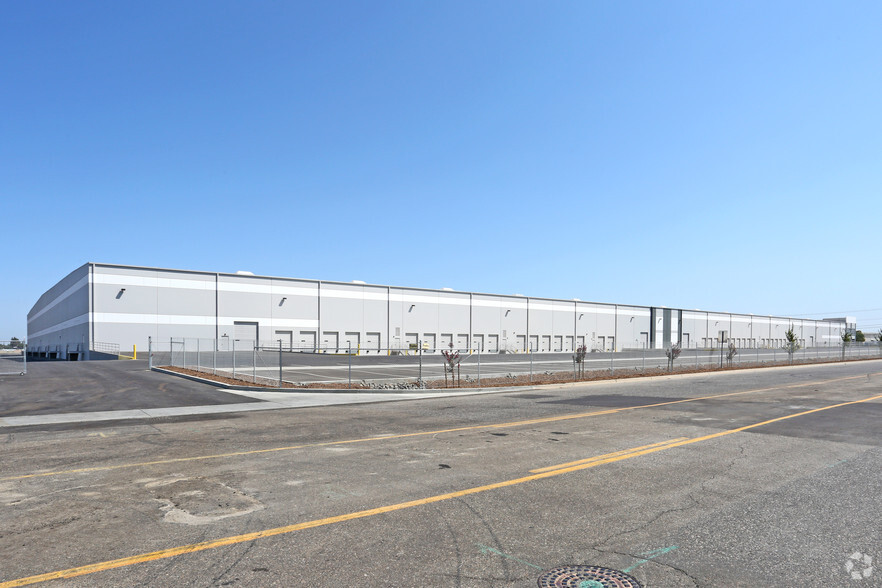 585 Garner Rd, Modesto, CA à louer - Photo de l’immeuble – Image 2 sur 5