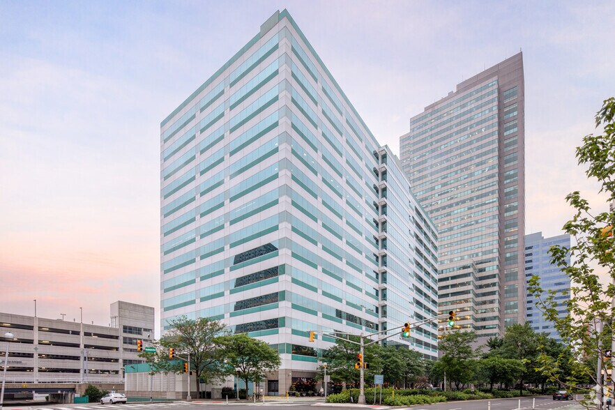 499 Washington Blvd, Jersey City, NJ à louer - Photo de l’immeuble – Image 2 sur 9
