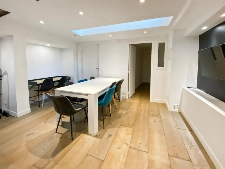 Bureau dans Paris à louer - Photo de l’immeuble – Image 3 sur 8