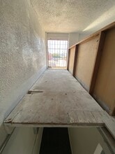 3260-3270 W Pico Blvd, Los Angeles, CA à louer Photo intérieure– Image 1 sur 6