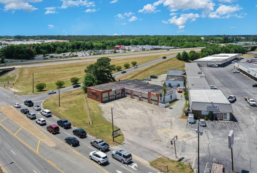 1001 N Berkeley Blvd, Goldsboro, NC à vendre - Photo de l’immeuble – Image 1 sur 9