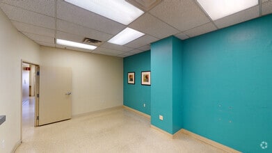 3811 E Bell Rd, Phoenix, AZ à louer Numérisation 3D Matterport– Image 1 sur 10