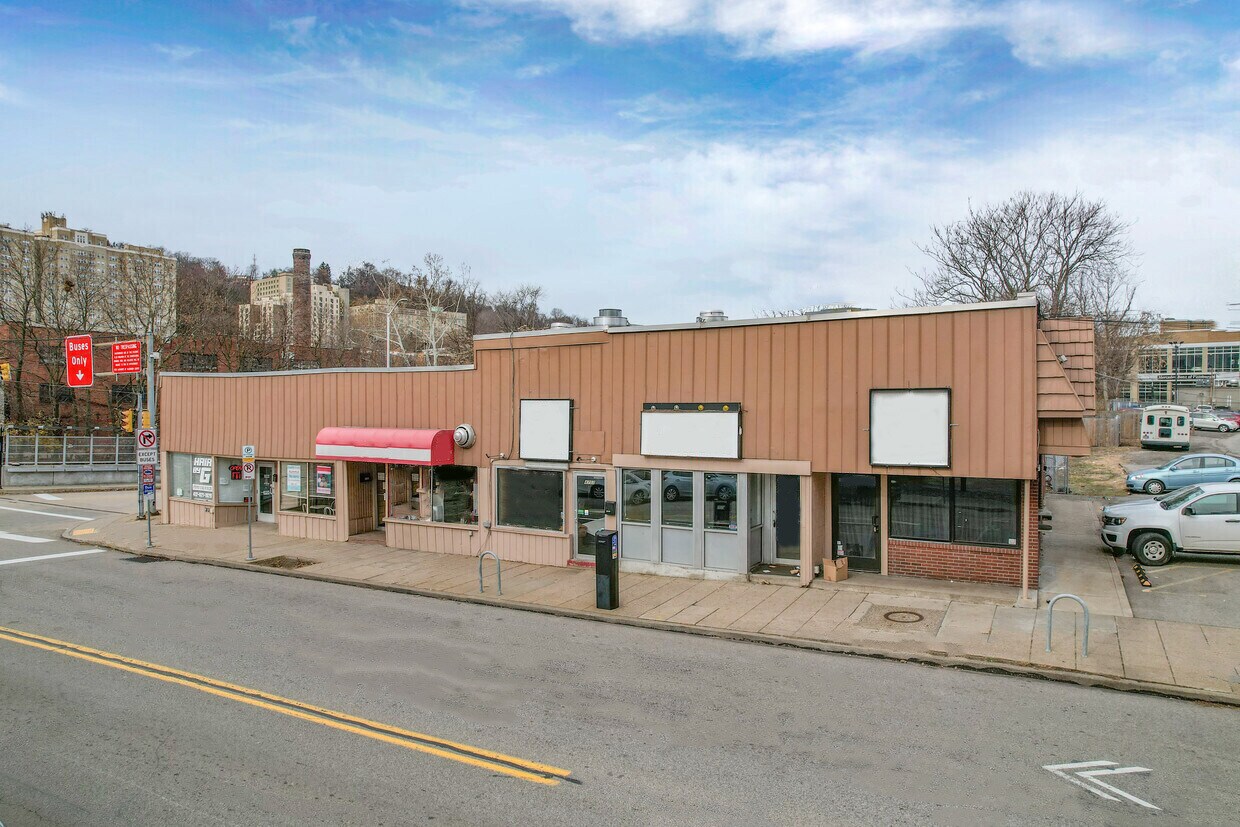 4701-4711 Centre Ave, Pittsburgh, PA à vendre Photo de l’immeuble– Image 1 sur 7