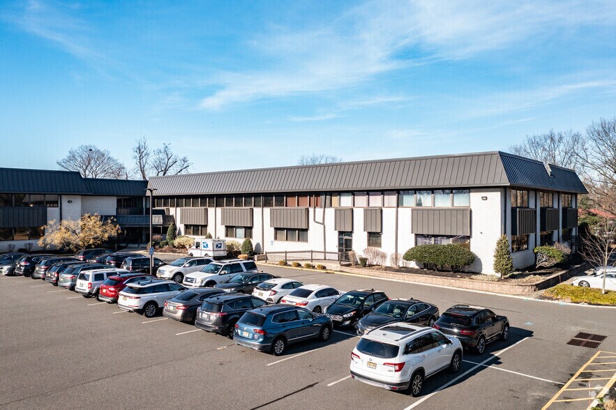 505 S Lenola Rd, Moorestown, NJ à louer - Photo de l’immeuble – Image 3 sur 7