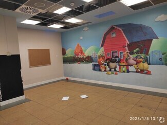 Plus de détails pour Local commercial à louer