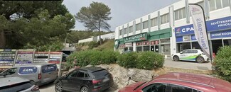 Plus de détails pour Local commercial à louer
