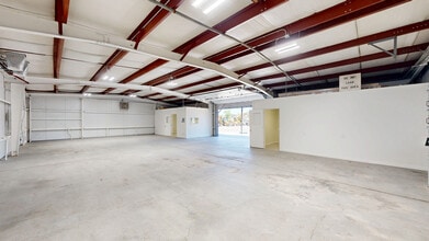 1480 Grove St, Healdsburg, CA à louer Photo intérieure– Image 1 sur 32