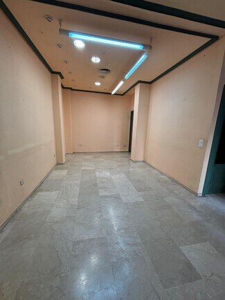 Plus de détails pour Local commercial à louer