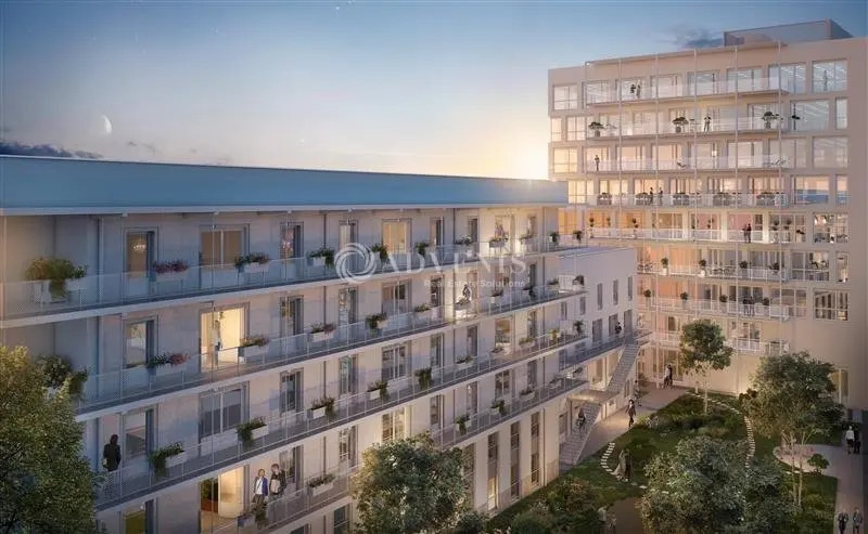 Bureau dans Ivry-sur-Seine à vendre - Photo de l’immeuble – Image 2 sur 7