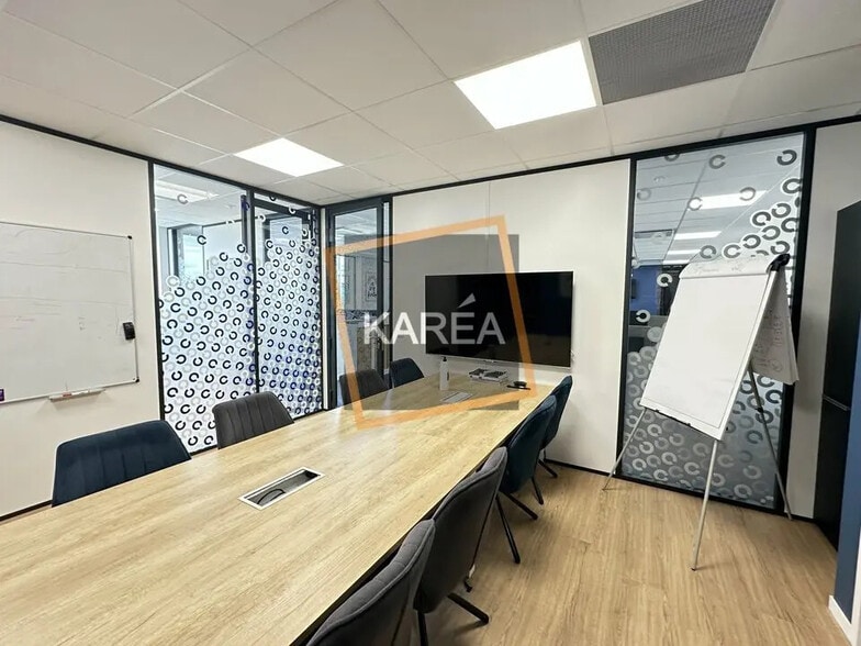 Bureau dans Chessy à vendre - Photo intérieure – Image 2 sur 5