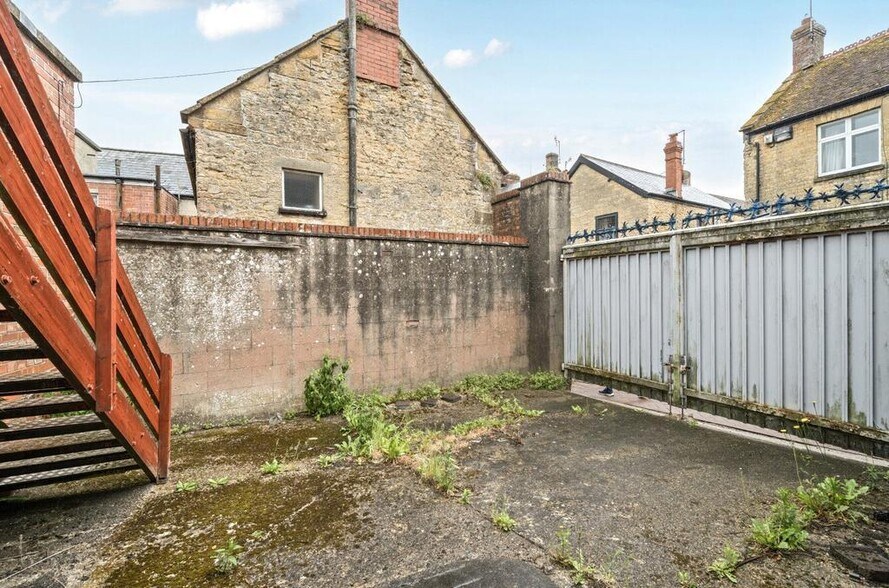 22 Market St, Crewkerne à vendre - Photo de l’immeuble – Image 2 sur 29