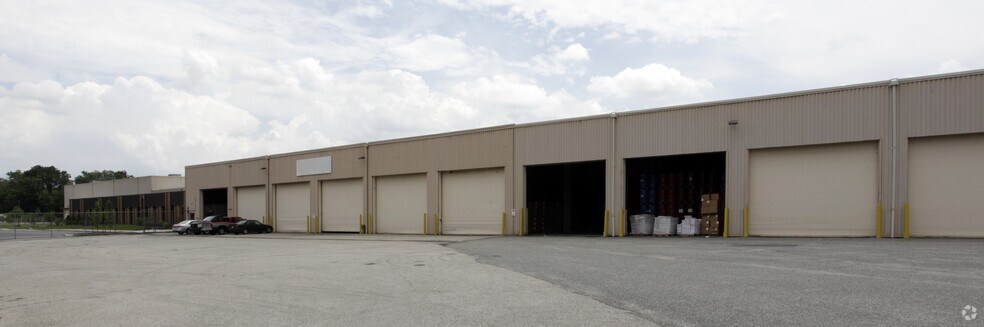 11 Perina Blvd, Cherry Hill, NJ à louer - Photo de l’immeuble – Image 3 sur 13