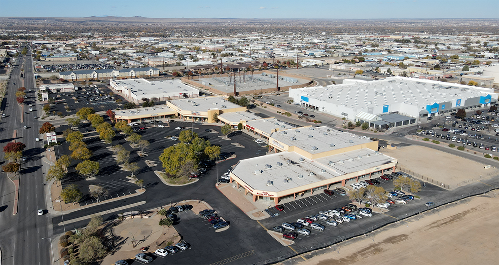 3301 Menaul Blvd NE, Albuquerque, NM à louer - Photo principale – Image 1 sur 5