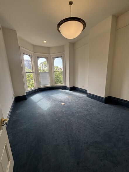 817-827 Washington St, Oakland, CA à louer - Photo de l’immeuble – Image 2 sur 8