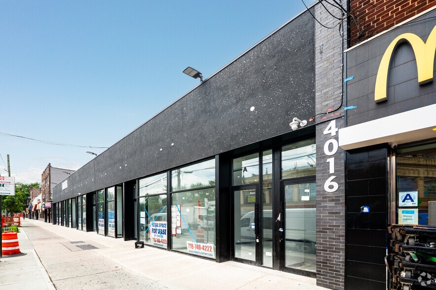 40-16 National St, Corona, NY à louer - Photo de l’immeuble – Image 1 sur 14
