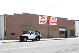 Plus de détails pour 142 S D St, Porterville, CA - Local d’activités à vendre