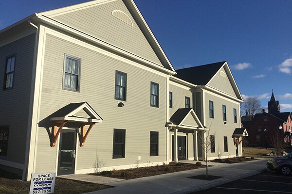 30 Congress St, St Albans, VT à louer - Photo principale – Image 1 sur 1