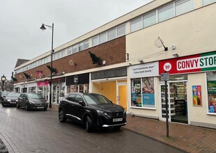 39-46 Mill St, Stafford à louer Photo de l’immeuble– Image 2 sur 9